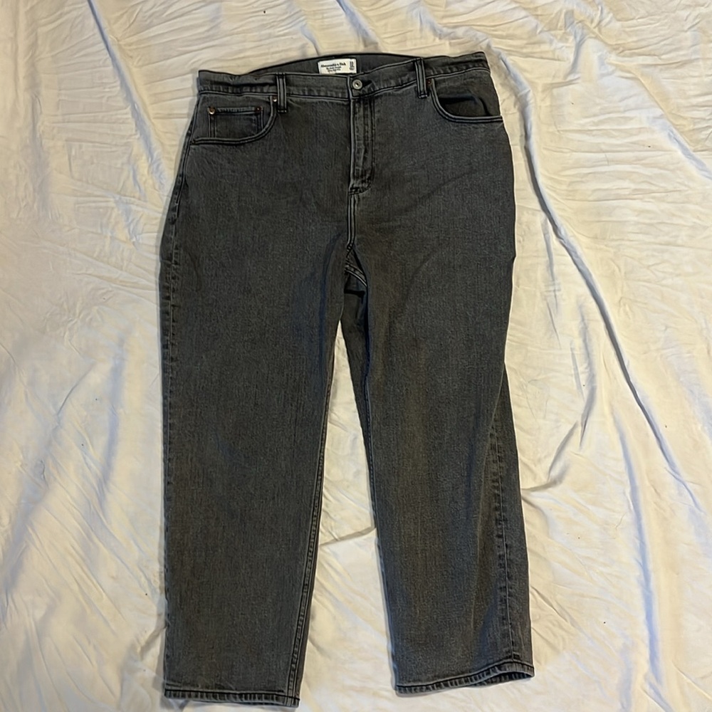 Abercrombie & Fitch Curve Love Ankle Straight Ultra High Rise, Gray, 33/16S